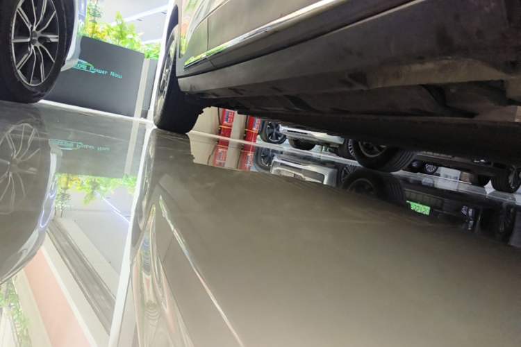 Used Geely Galaxy Geome 2025 UP 410km Exploration+ Edition Right Side Sill