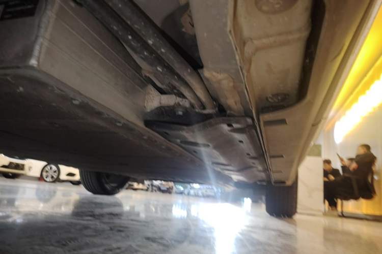 Used Geely Galaxy Geome 2025 UP 410km Exploration+ Edition Right Side Sill