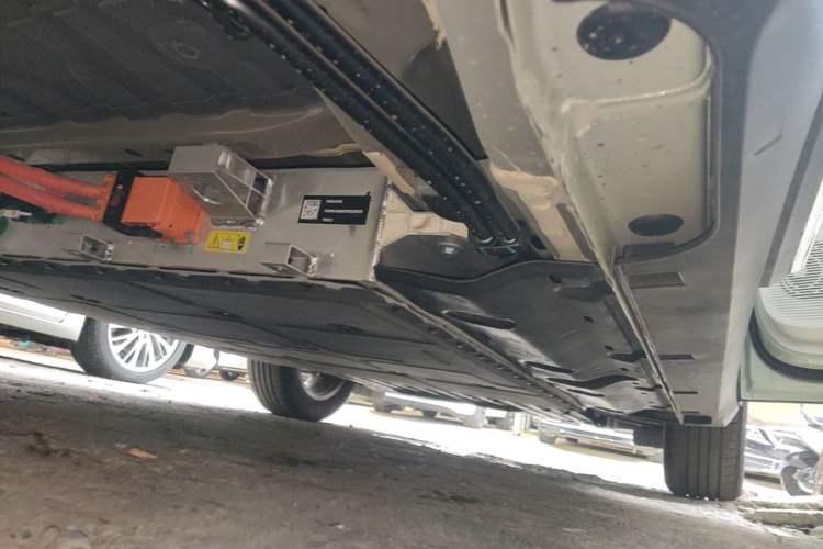 Used Geely Galaxy Geome 2025 310km Dream Edition Right Side Sill