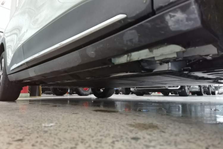 Used Geely Galaxy Geome 2025 UP 410km Exploration Edition Right Side Sill