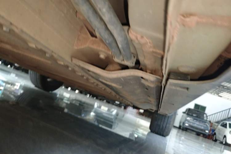 Used Geely Galaxy Geome 2025 UP 410km Exploration Edition Right Side Sill