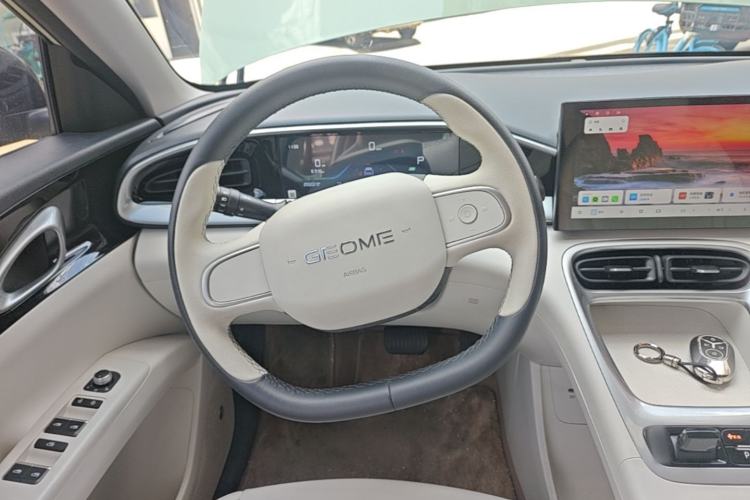 Used Geely Galaxy Geome 2025 310km Youth Edition Steering Wheel