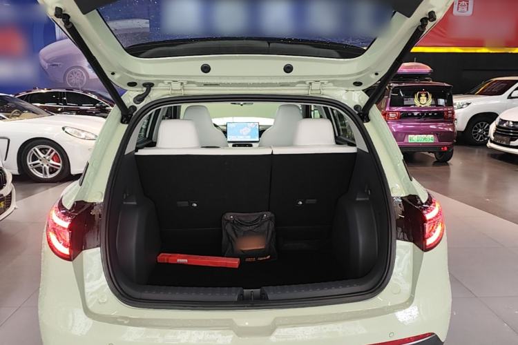 Used Geely Galaxy Geome 2025 310km Dream Edition Trunk