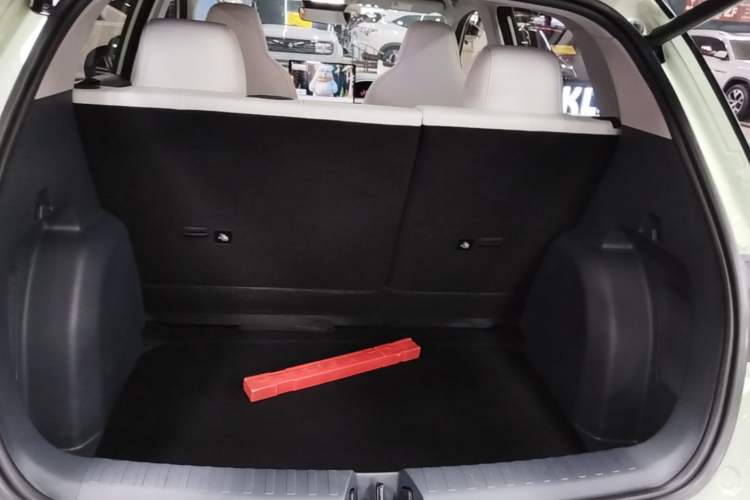 Used Geely Galaxy Geome 2025 UP 410km Exploration+ Edition Trunk