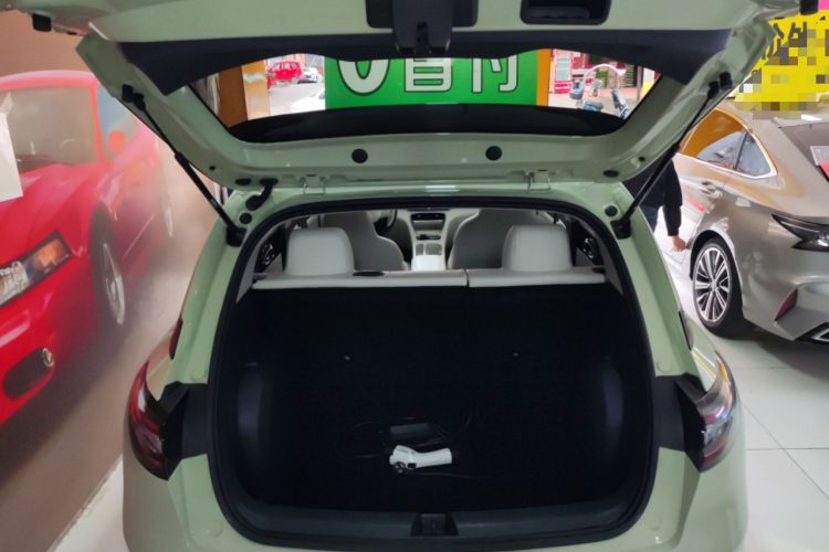 Used Geely Galaxy Geome 2025 310km Youth Edition Trunk
