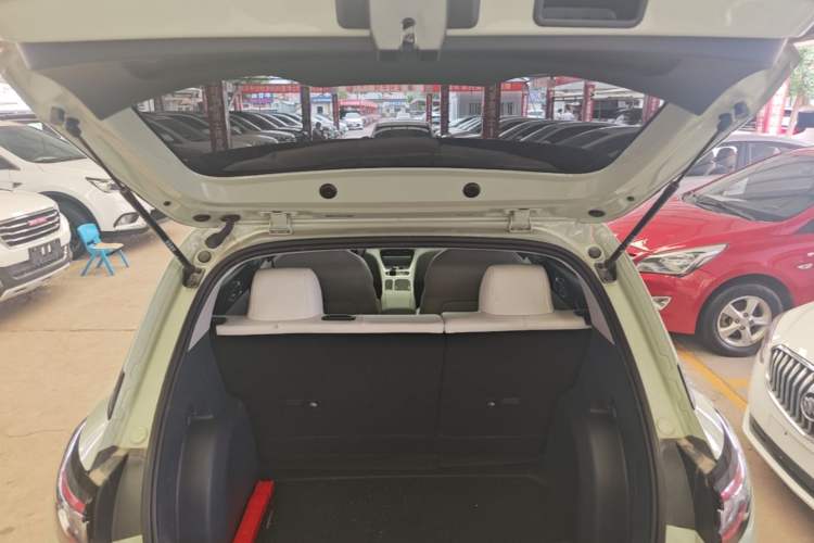 Used Geely Galaxy Geome 2025 310km Youth Edition Trunk