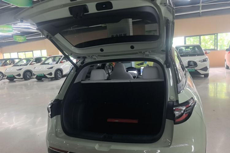 Used Geely Galaxy Geome 2025 UP 410km Exploration+ Edition Trunk