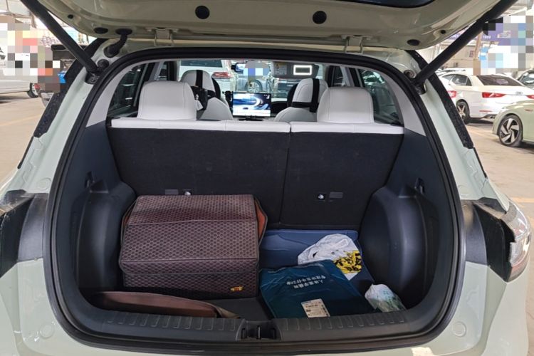 Used Geely Galaxy Geome 2025 UP 410km Exploration Edition Trunk