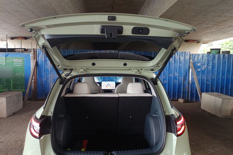 Used Geely Galaxy Geome 2025 UP 410km Exploration+ Edition Trunk