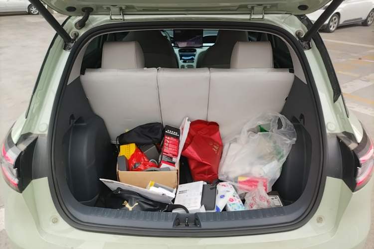 Used Geely Galaxy Geome 2025 UP 410km Exploration Edition Trunk