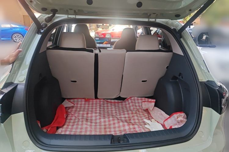 Used Geely Galaxy Geome 2025 UP 410km Exploration Edition Trunk