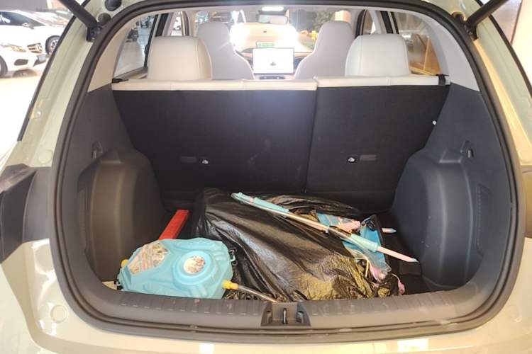 Used Geely Galaxy Geome 2025 UP 410km Exploration+ Edition Trunk
