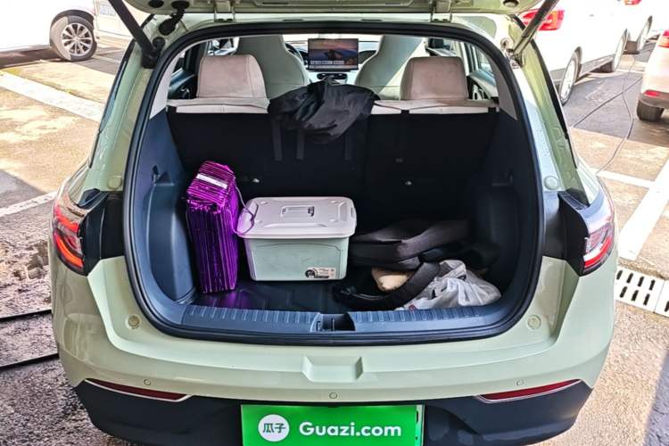 Used Geely Galaxy Geome 2025 UP 410km Exploration Edition Trunk
