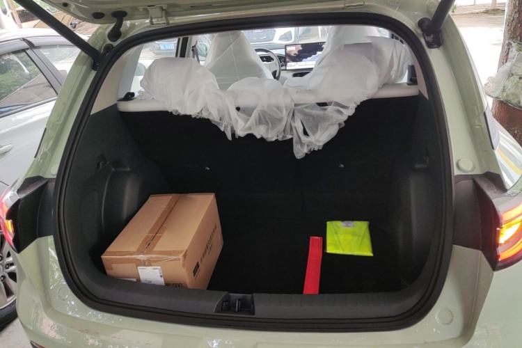 Used Geely Galaxy Geome 2025 310km Dream Edition Trunk