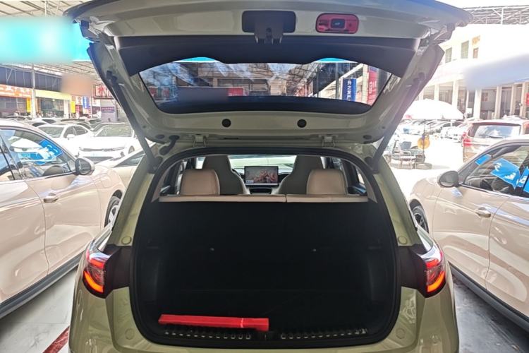 Used Geely Galaxy Geome 2025 310km Dream Edition Trunk