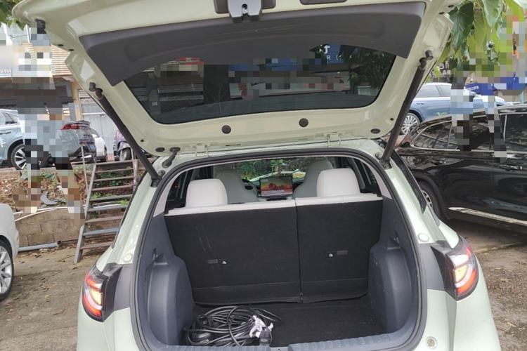 Used Geely Galaxy Geome 2025 UP 410km Exploration Edition Trunk