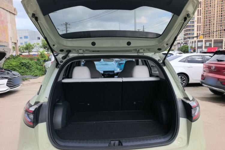 Used Geely Galaxy Geome 2025 310km Youth Edition Trunk