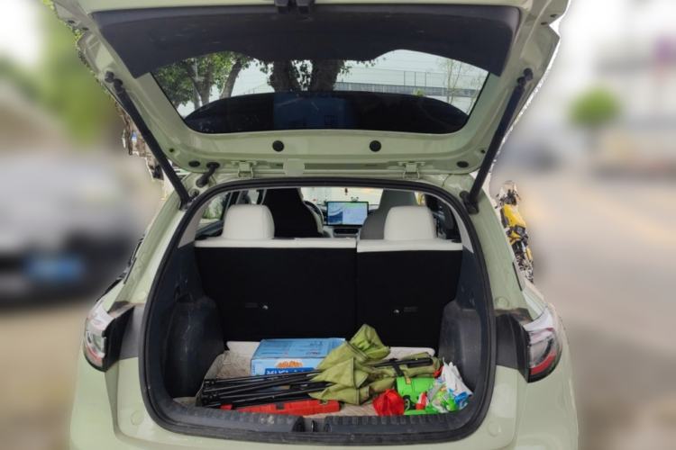 Used Geely Galaxy Geome 2025 UP 410km Exploration Edition Trunk