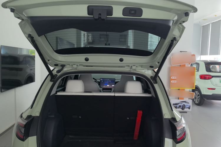 Used Geely Galaxy Geome 2025 UP 410km Exploration+ Edition Trunk