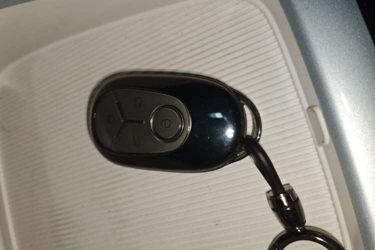 Used Geely Galaxy Geome 2025 UP 410km Exploration Edition Vehicle Key