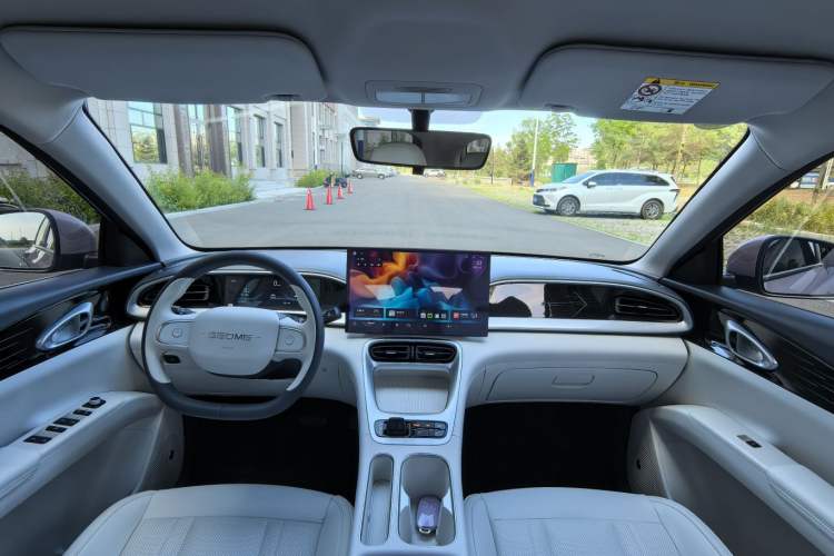 Used Geely Galaxy Geome 2025 310km Dream Edition Interior 2