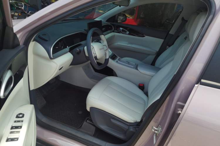 Used Geely Galaxy Geome 2025 310km Dream Edition Interior 2