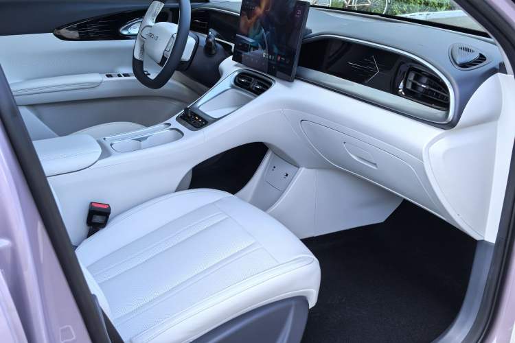 Used Geely Galaxy Geome 2025 310km Dream Edition Interior 3
