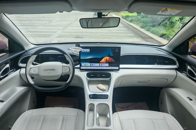 Used Geely Galaxy Geome 2025 310km Dream Edition Interior 4