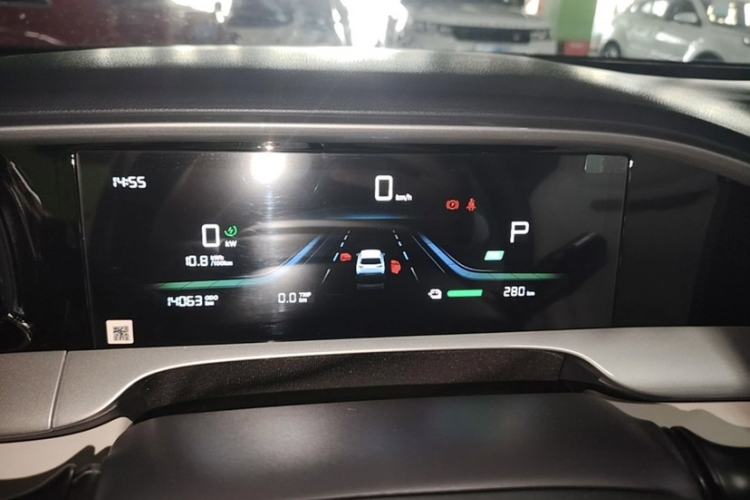 Used Geely Galaxy Geome 2025 UP 410km Exploration Edition Interior 4