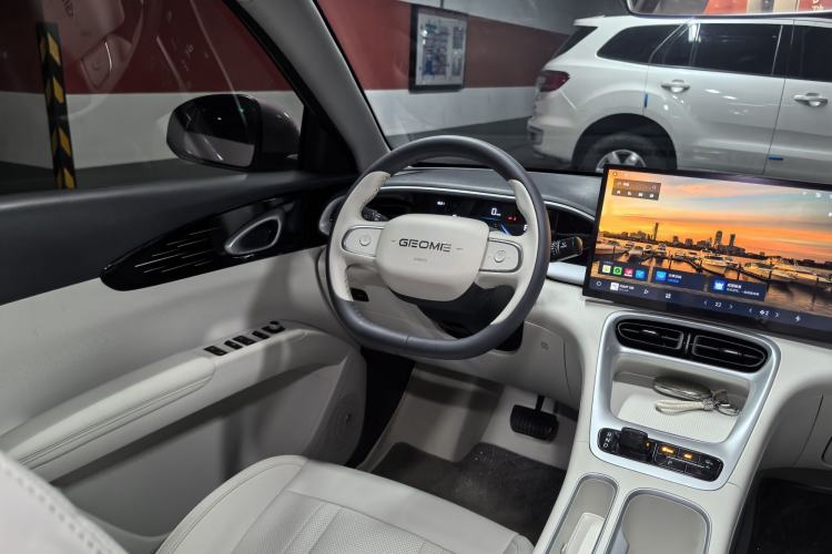 Used Geely Galaxy Geome 2025 UP 410km Exploration Edition Interior 4