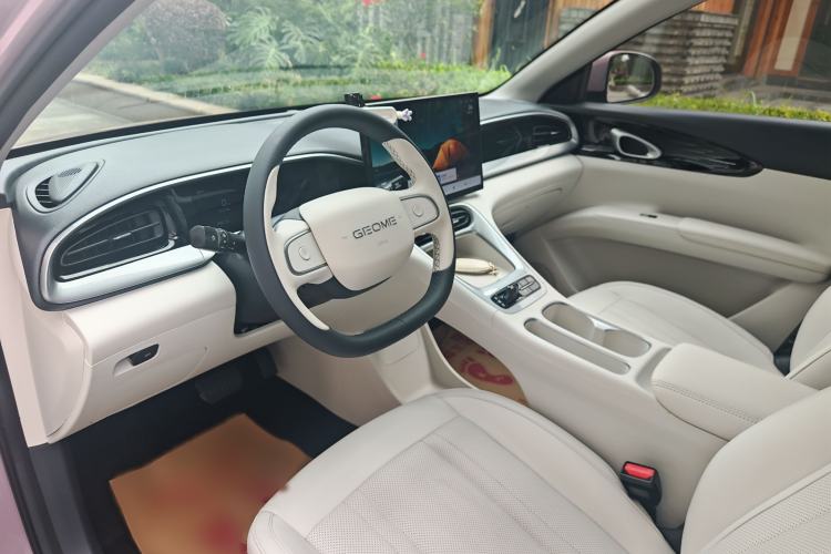 Used Geely Galaxy Geome 2025 310km Dream Edition Interior 8