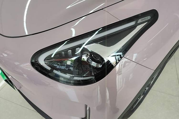 Used Geely Galaxy Geome 2025 UP 410km Exploration Edition Left Front Headlight