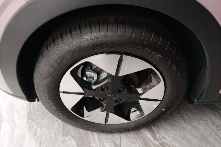 Used Geely Galaxy Geome 2025 310km Dream Edition Left Front Wheel Hub