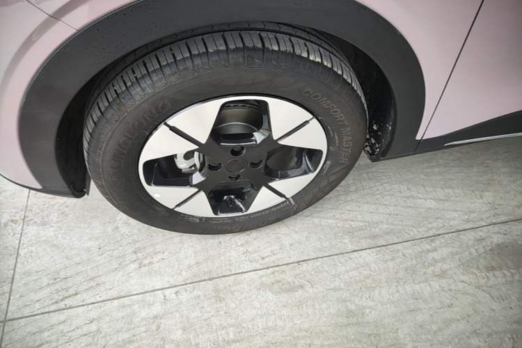 Used Geely Galaxy Geome 2025 310km Dream Edition Left Front Wheel Hub
