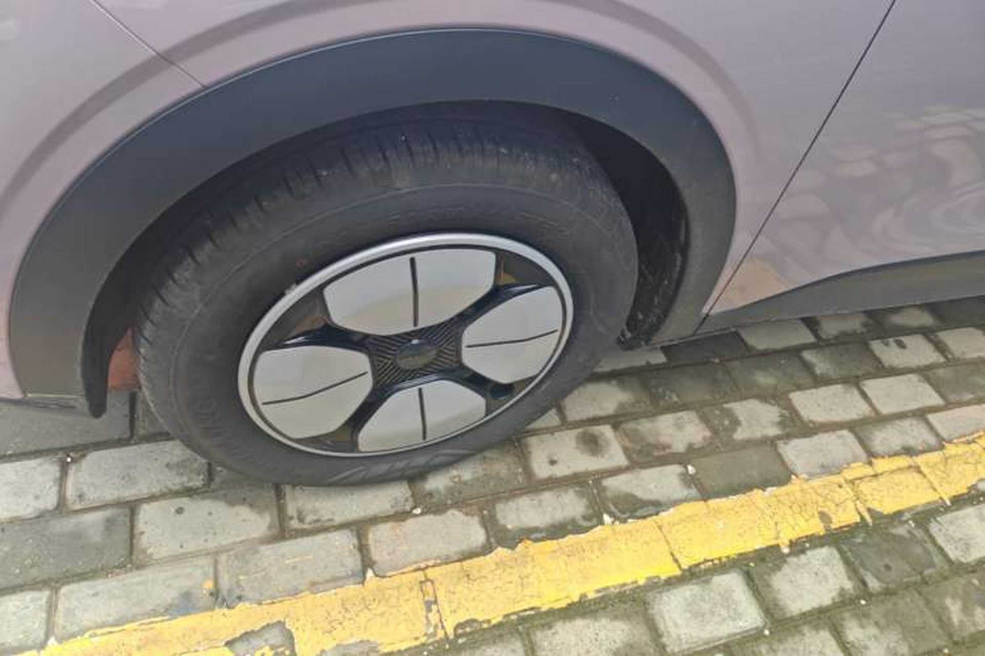 Used Geely Galaxy Geome 2025 310km Youth Edition Left Front Wheel Hub