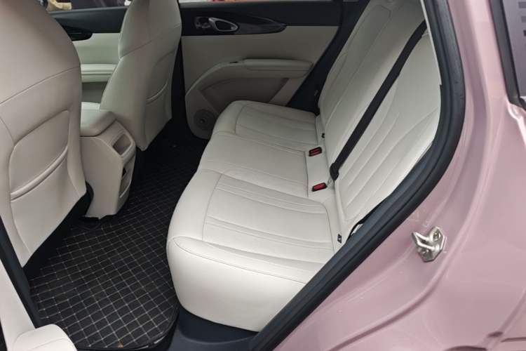 Used Geely Galaxy Geome 2025 310km Dream Edition Left Rear Seat