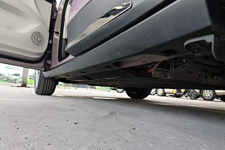 Used Geely Galaxy Geome 2025 310km Dream Edition Left Side Sill