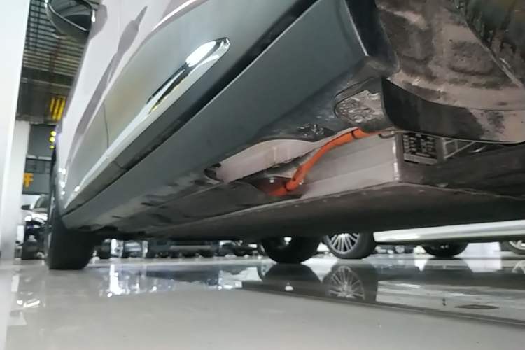 Used Geely Galaxy Geome 2025 UP 410km Exploration Edition Left Side Sill