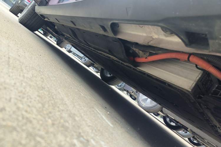 Used Geely Galaxy Geome 2025 UP 410km Exploration+ Edition Left Side Sill