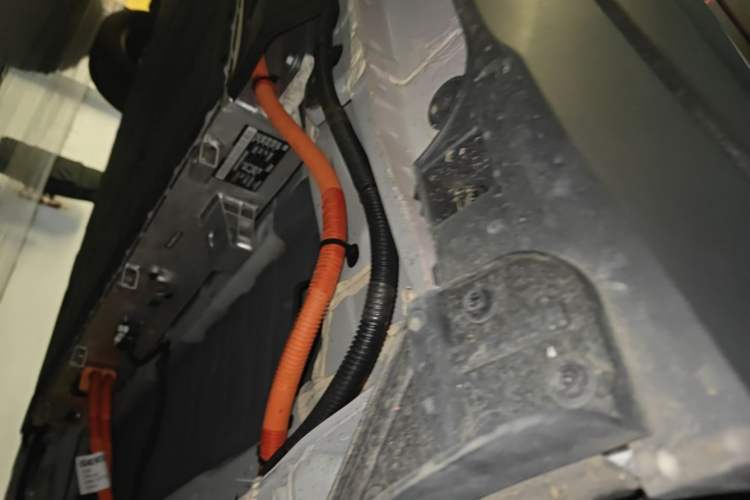 Used Geely Galaxy Geome 2025 310km Youth Edition Left Side Sill