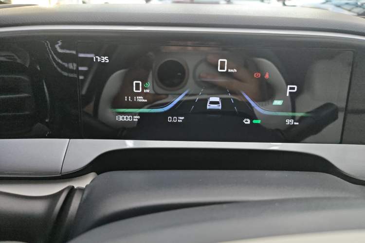 Used Geely Galaxy Geome 2025 310km Youth Edition Odometer Close Up