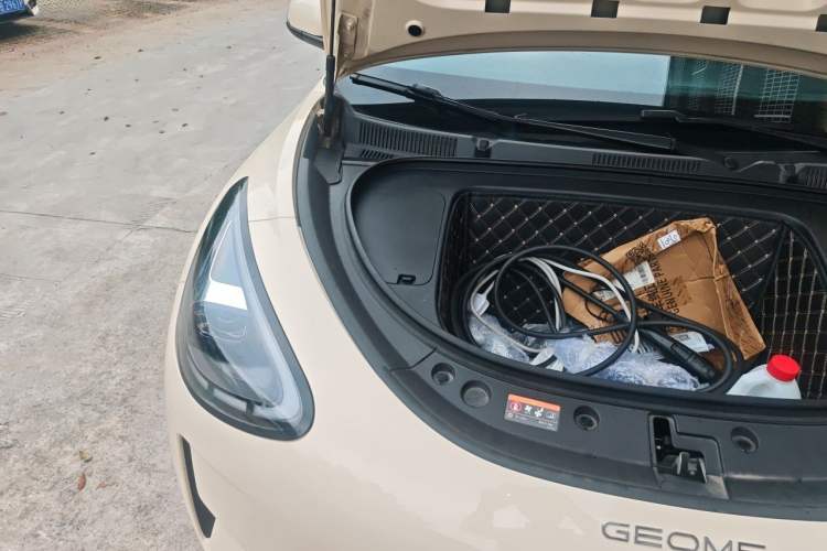 Used Geely Galaxy Geome 2025 410 km Free Version Engine Bay Right