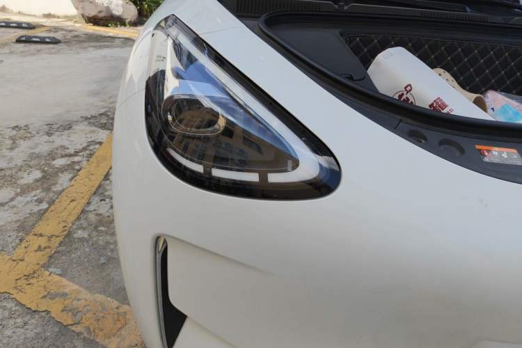 Used Geely Galaxy Geome 2025 UP 410km Exploration Edition Right Front Headlight