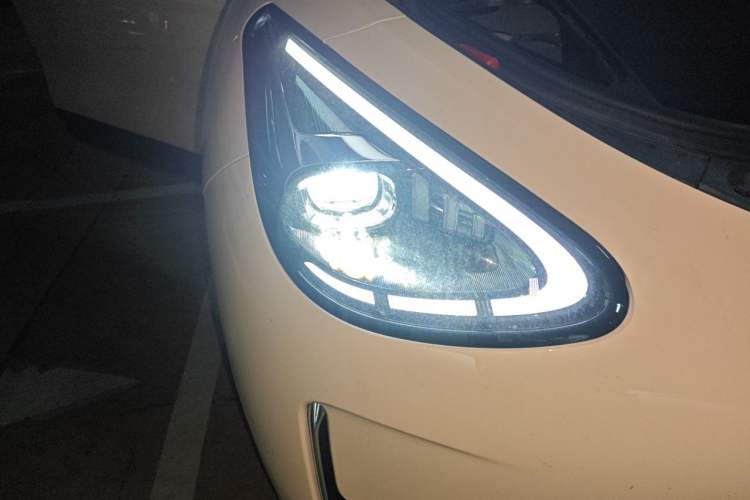 Used Geely Galaxy Geome 2025 310km Dream Edition Right Front Headlight
