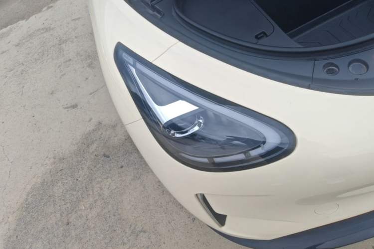 Used Geely Galaxy Geome 2025 UP 410km Exploration Edition Right Front Headlight