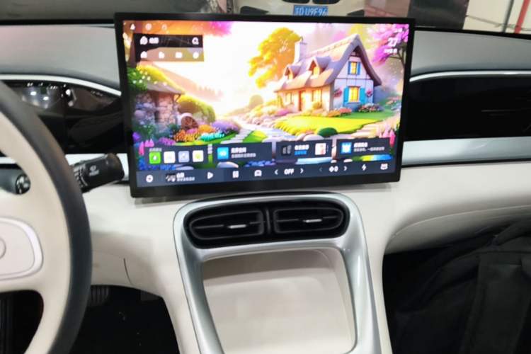 Used Geely Galaxy Geome 2025 310km Dream Edition Audio And AC Panel
