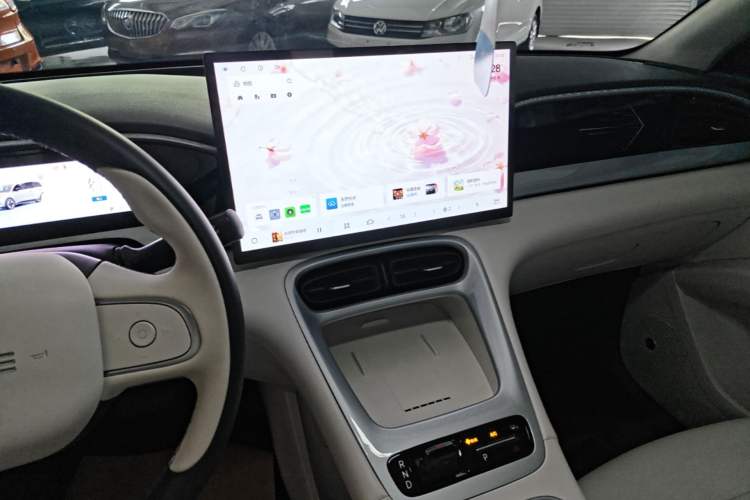Used Geely Galaxy Geome 2025 UP 410km Exploration Edition Audio And AC Panel