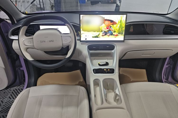 Used Geely Galaxy Geome 2025 410 km Free Version Center Console