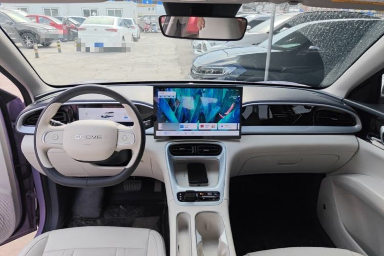 Used Geely Galaxy Geome 2025 UP 410km Exploration+ Edition Center Console