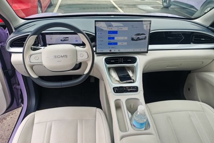 Used Geely Galaxy Geome 2025 410 km Free Version Center Console